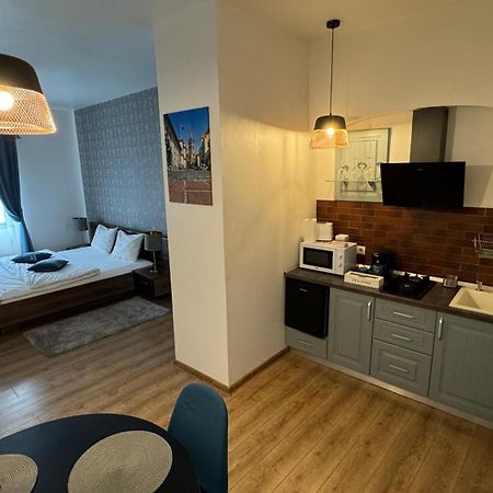 DD Studio Deluxe Sibiu Buitenkant foto