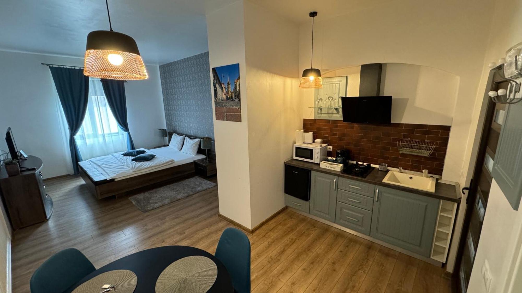 DD Studio Deluxe Sibiu Buitenkant foto