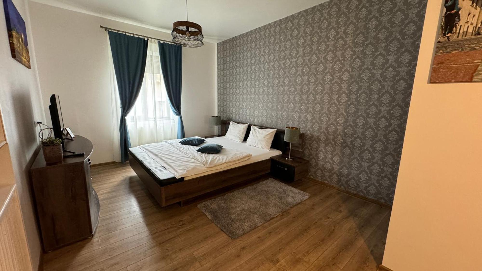 DD Studio Deluxe Sibiu Buitenkant foto