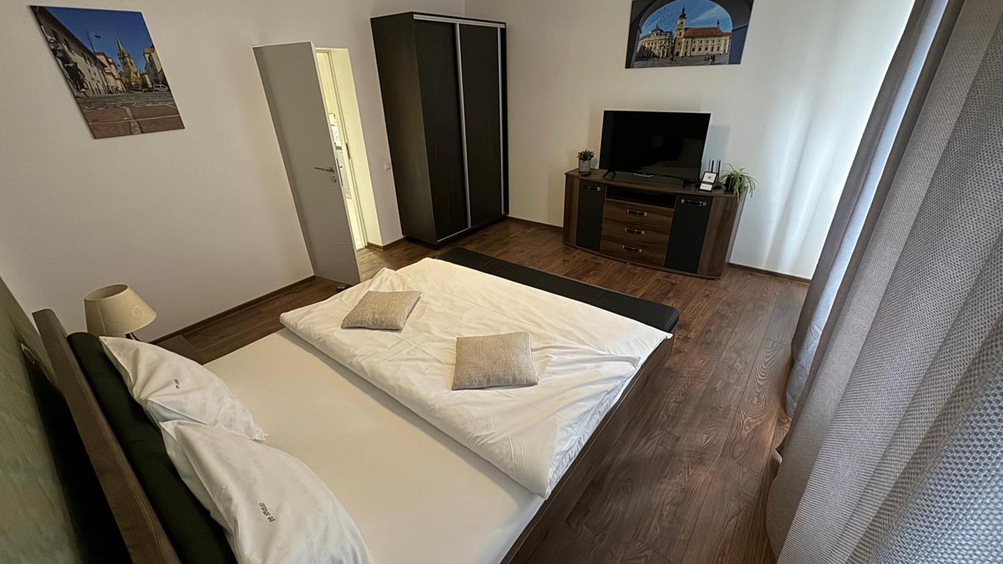 DD Studio Deluxe Sibiu Buitenkant foto